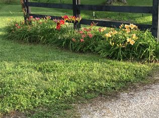 11701 Vienna Rd, Wadesville, IN 47638