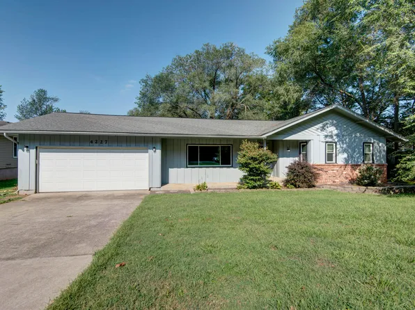 4227 S Farm Road 131, Springfield, MO 65810