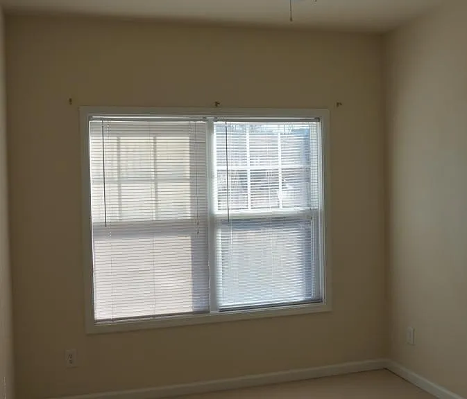 Guest bedroom 1