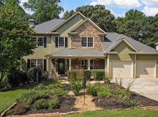 528 Wisteria Dr, Woodstock, GA 30188