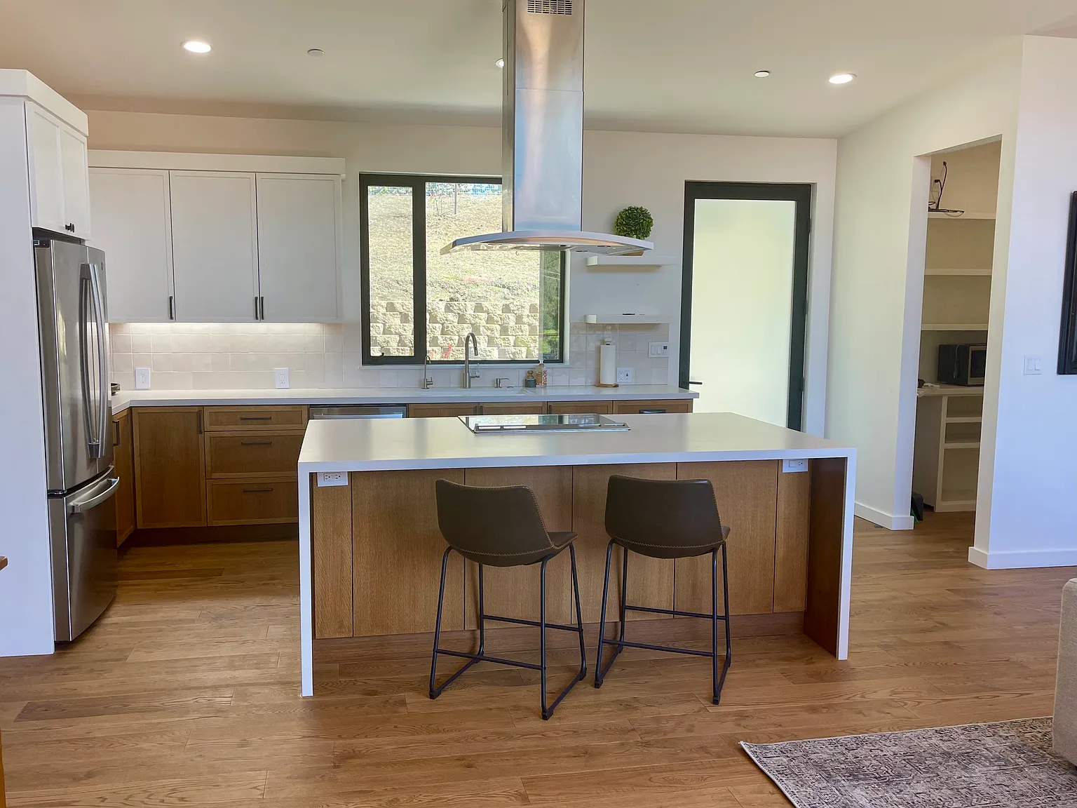 138 Meadow Haven Ln — Photo 3