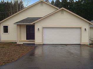 1215 Humphrey Ave W, Bremerton, WA 98312