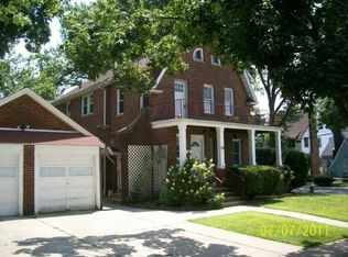 20 Dover Ln, Yonkers, NY