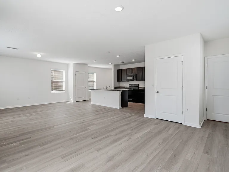 32745 Pez Landing Ln — Photo 12