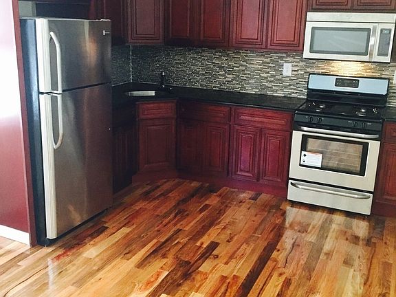 5th image of 10609 Liverpool St #1