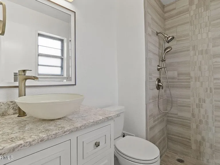 10222 Dunbarton Dr — Photo 14
