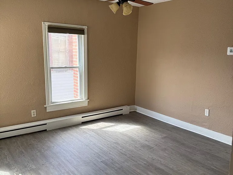 21 W Maple St #2 — Photo 9