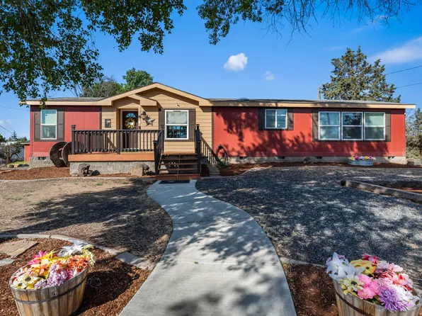 4900 NW Homestead Way, Redmond, OR 97756