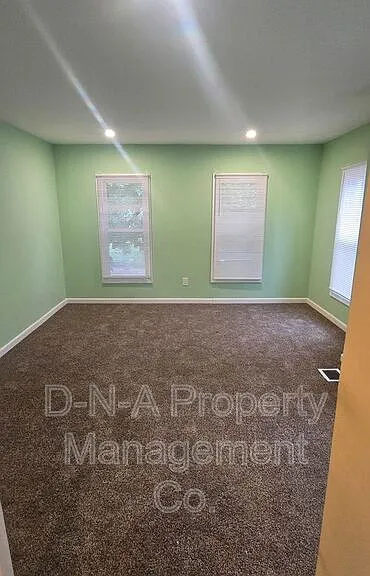 315 S Courtland St — Photo 10