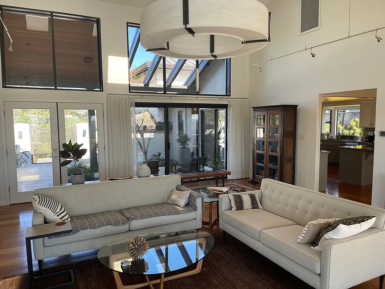 Samantha Ct — Photo 14