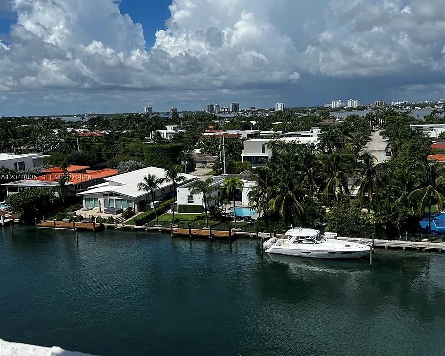10000 W Bay Harbor Dr #Penthouse 4