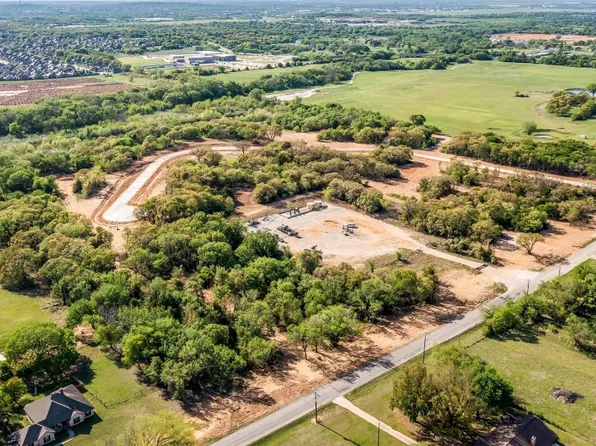 3 Bridge Ct, Burleson, TX 76028