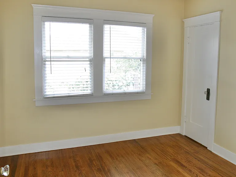 4384 Bancroft St — Photo 11