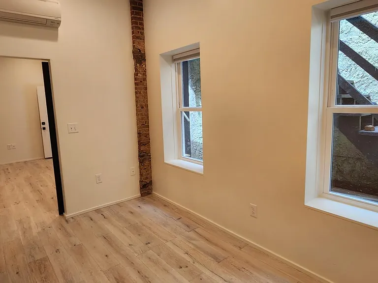 1706 Aliceanna St #1R — Photo 11