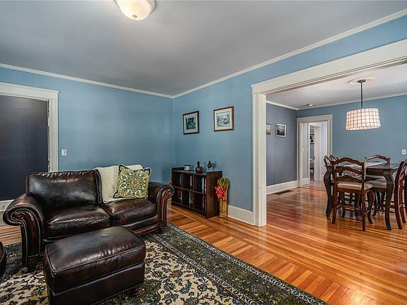 5th image of 133 5th St #1