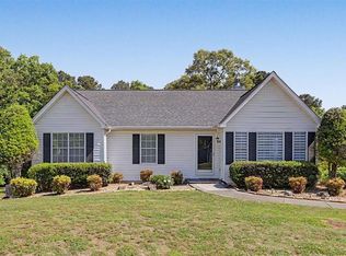 166 Hanover Cir SE, Calhoun, GA 30701