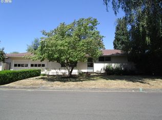 829 Sunview St, Eugene, OR 97404