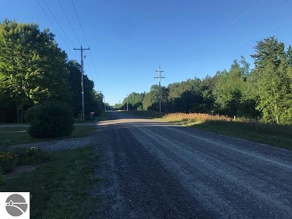 3rd image of N A Noble Rd