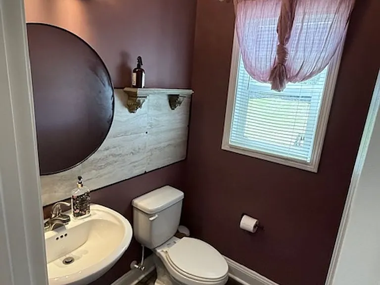 109 Lincolnton Ct — Photo 13
