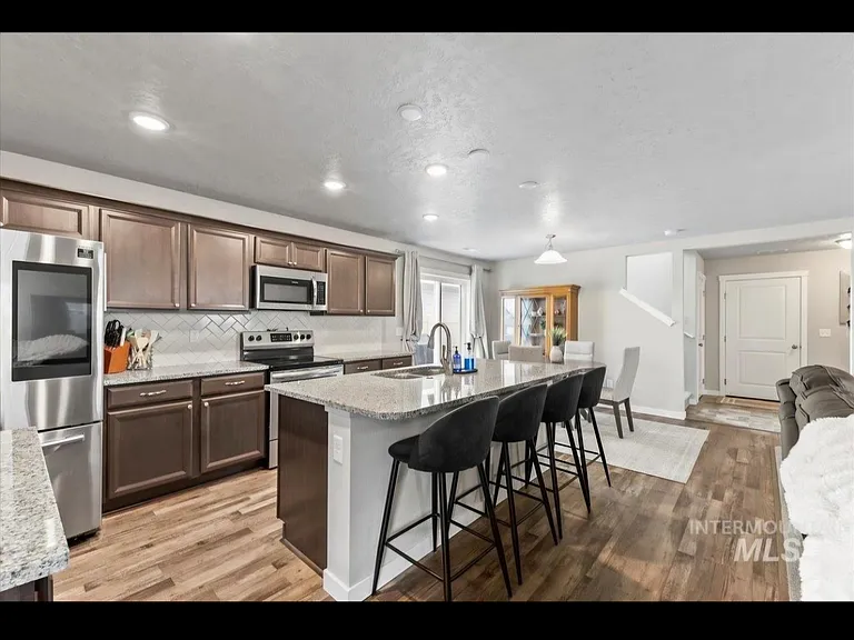 7662 S Sea Breeze Way — Photo 15