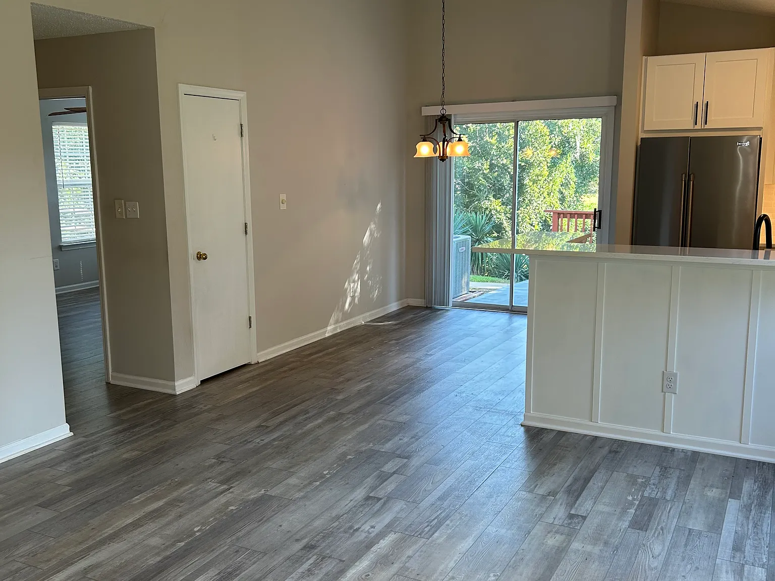 3 bed, 1150 sqft, $1,850 — Photo 4