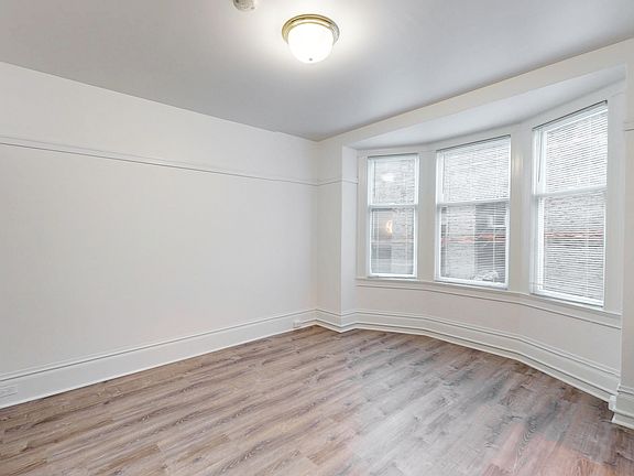 2nd image of 154 Franklin St #206