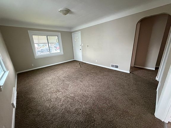 2nd image of 1260 Lavender Ave