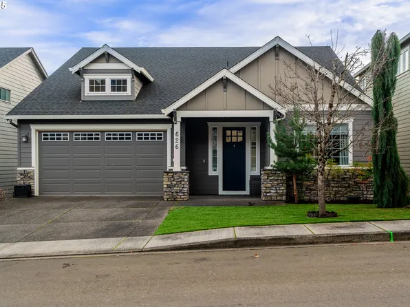 626 N V St, Washougal, WA 98671
