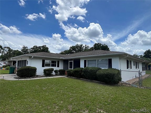 2nd image of 303 Camellia Ave