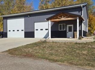 207 Carlton St, Clermont, IA 52135