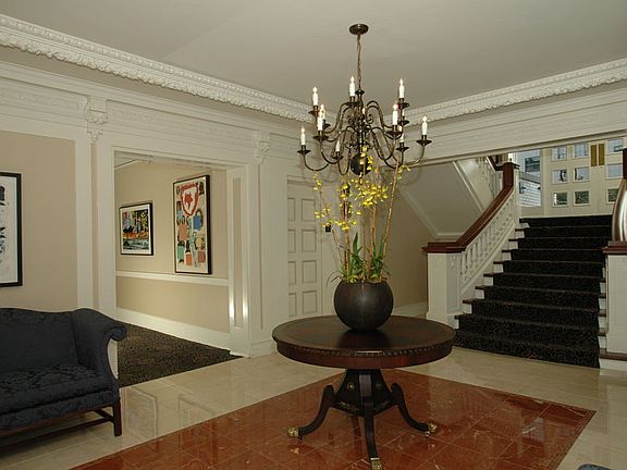 2nd image of 777 N Prospect Avenue #Ct6