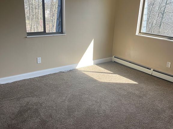 3rd image of 743 Mauro Cir SE #2