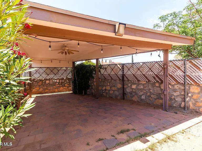 2220 Robert Wynn St — Photo 13