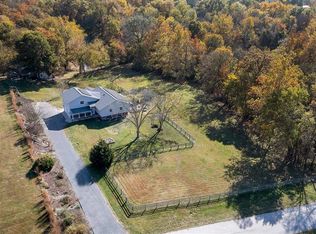 42 Windam Place Dr, Saint Charles, MO 63304