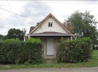 535 Locust St, Leechburg, PA 15656