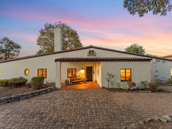 10260 Fuerte Dr, La Mesa, CA 91941