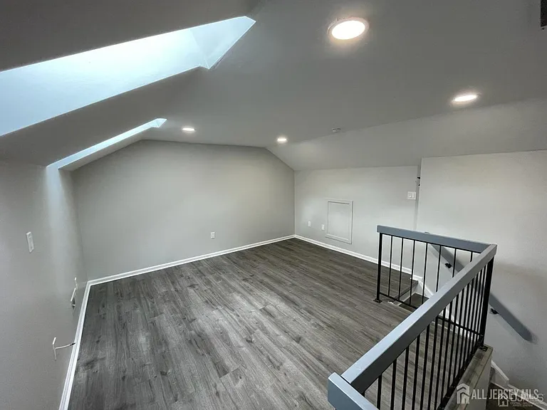 42 Ashford Dr — Photo 15