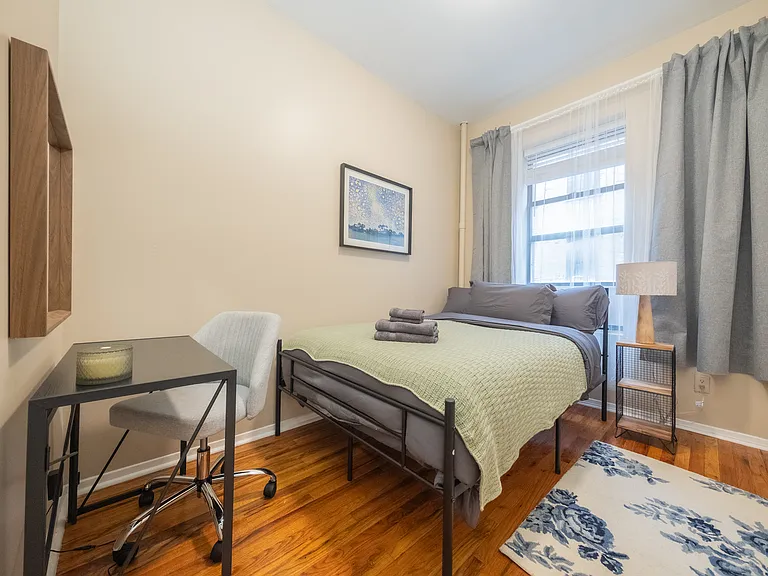 180 Claremont Ave #65 — Photo 35