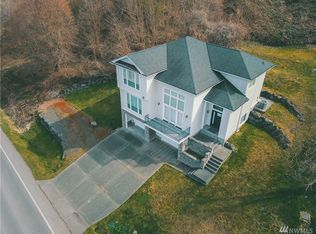 1989 Beach Dr E, Pt Orchard, WA 98366