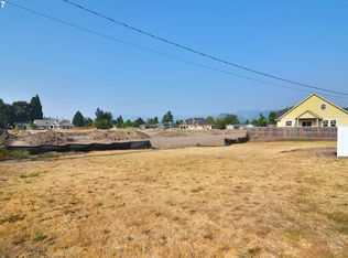 2 Gilham Rd, Eugene, OR 97401