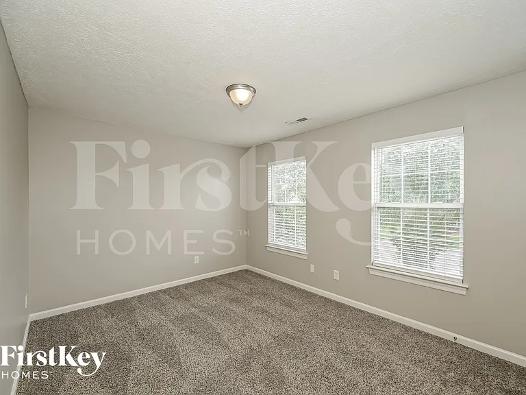 837 Manderlay Way — Photo 15