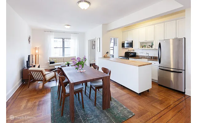 Sold by Douglas Elliman | media 16