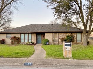 1023 Plateau Dr, Duncanville, TX 75116