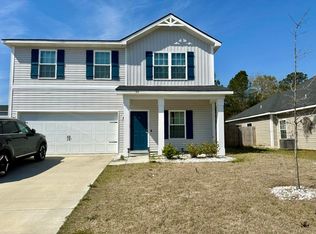 213 Turpentine Trl, Hinesville, GA 31313