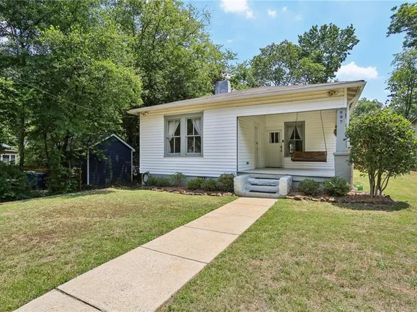 997 Rice St NW, Atlanta, GA 30318