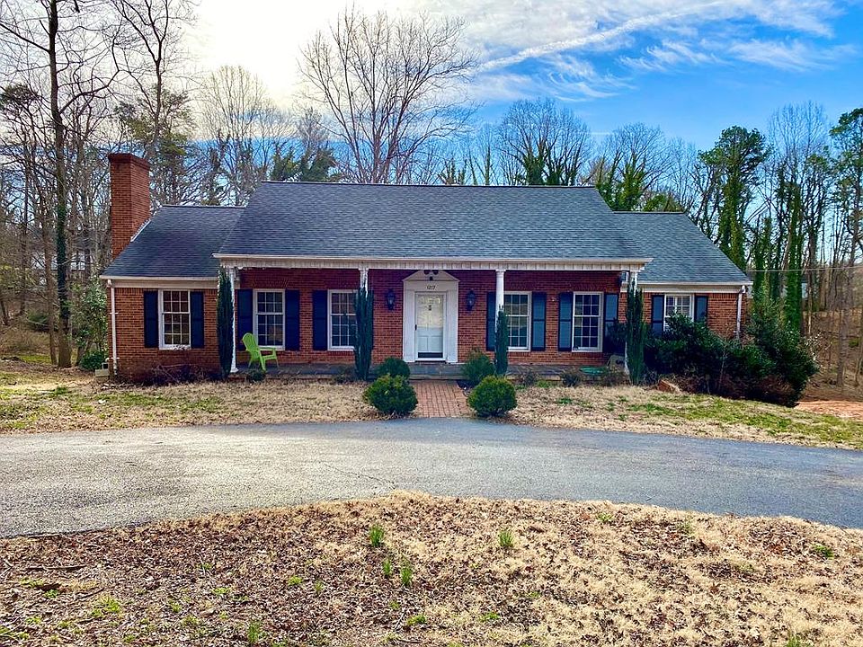 1st image of 1217 Knollwood Pl
