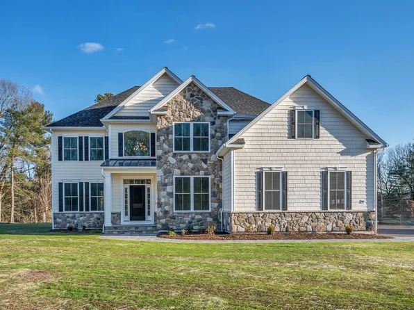 90 Crosby Road, Glastonbury, CT 06033