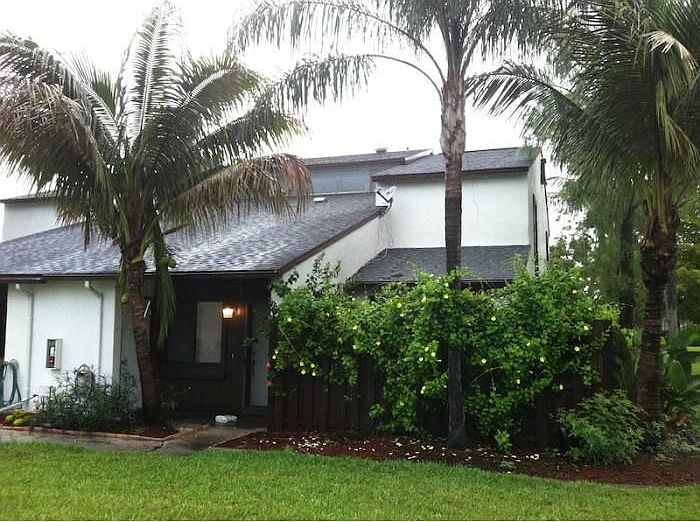 1st image of 12937 Meadowood Ct