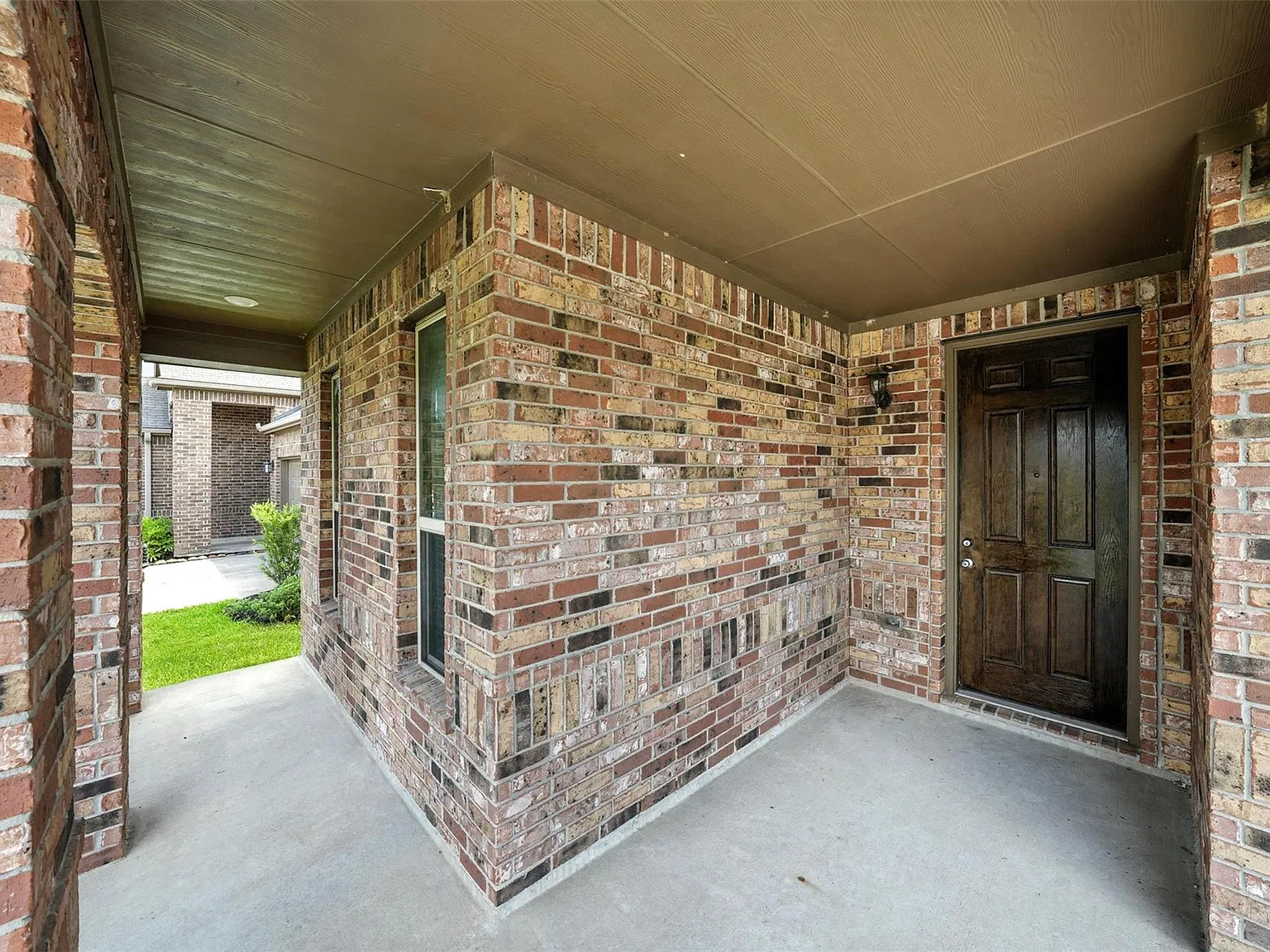 4 bed, 3.5 bath, 2631 sqft, $3,900 — Photo 3