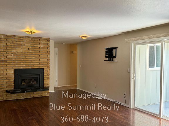 5th image of 423 Bulldog St SE